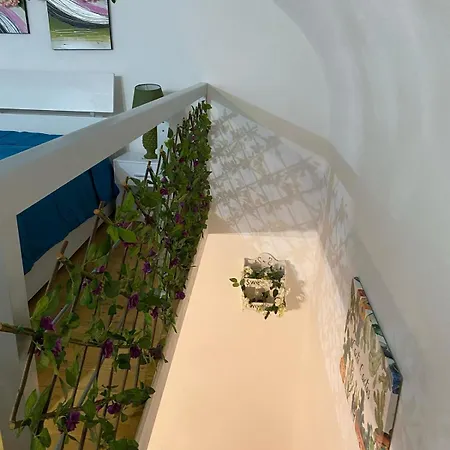 Rosso 9 Apartment *
